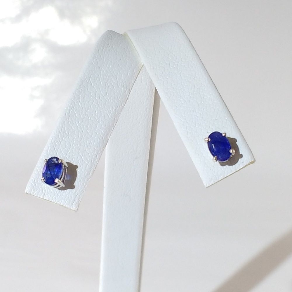 Blue Natural Sapphire Earrings 1.2 cttw